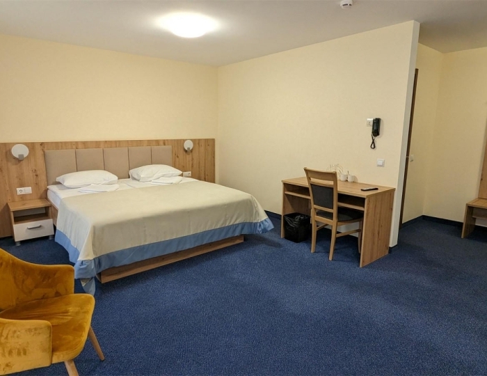 Номер комфорт с 1 двуспальной кроватью - Санаторий-профилакторий «Энергетик» Светлогорск