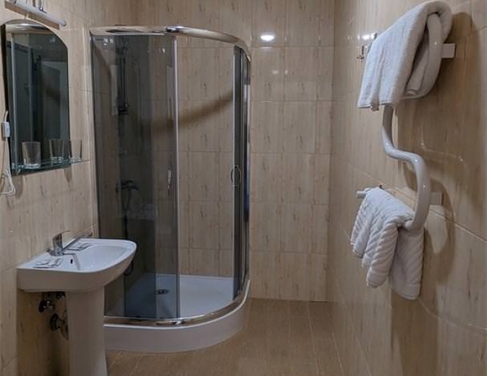 Номер полулюкс семейный с 2 односпальными кроватями - Санаторий-профилакторий «Энергетик» Светлогорск