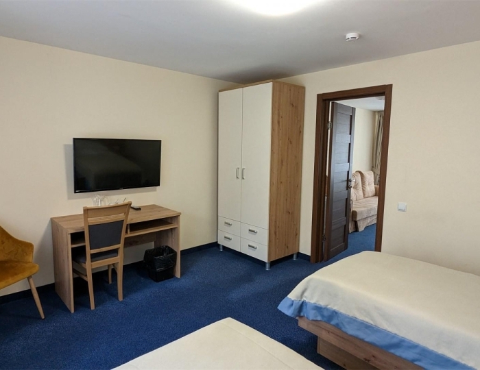 Номер полулюкс семейный с 2 односпальными кроватями - Санаторий-профилакторий «Энергетик» Светлогорск